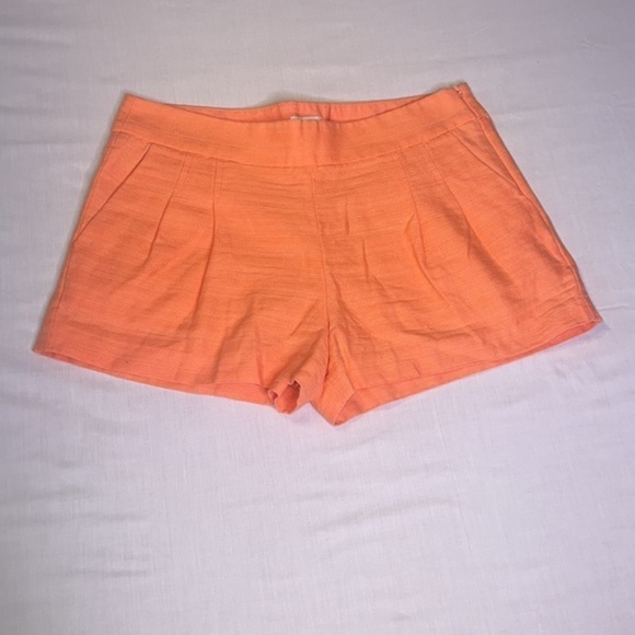 J.CREW Summer Short Size 8 . - Picture 2 of 4
